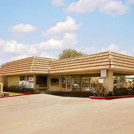Knights Inn Palmdale Bagian luar foto