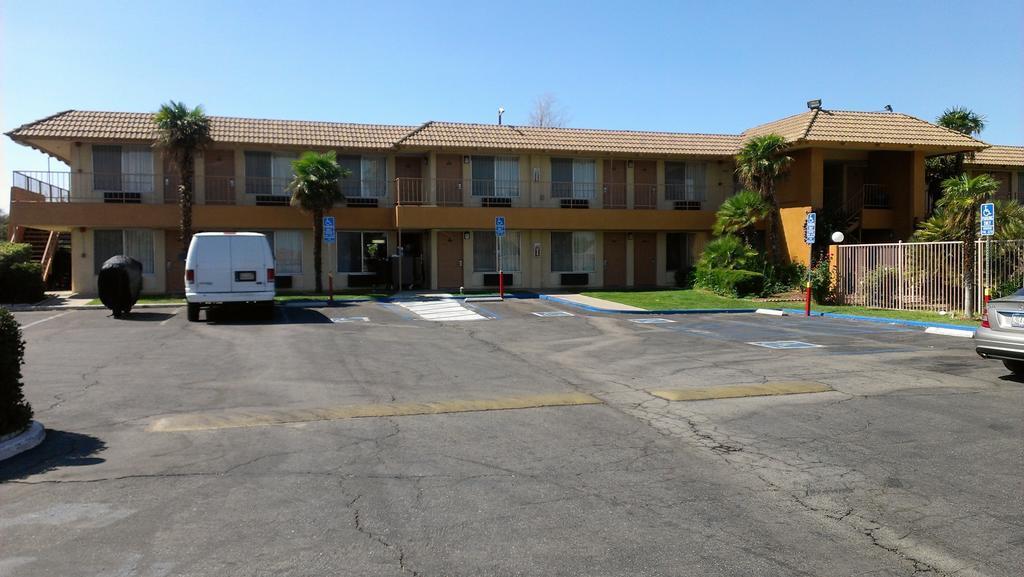 Knights Inn Palmdale Bagian luar foto