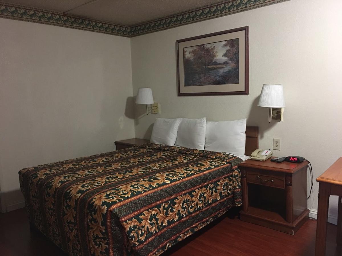 Knights Inn Palmdale Bagian luar foto
