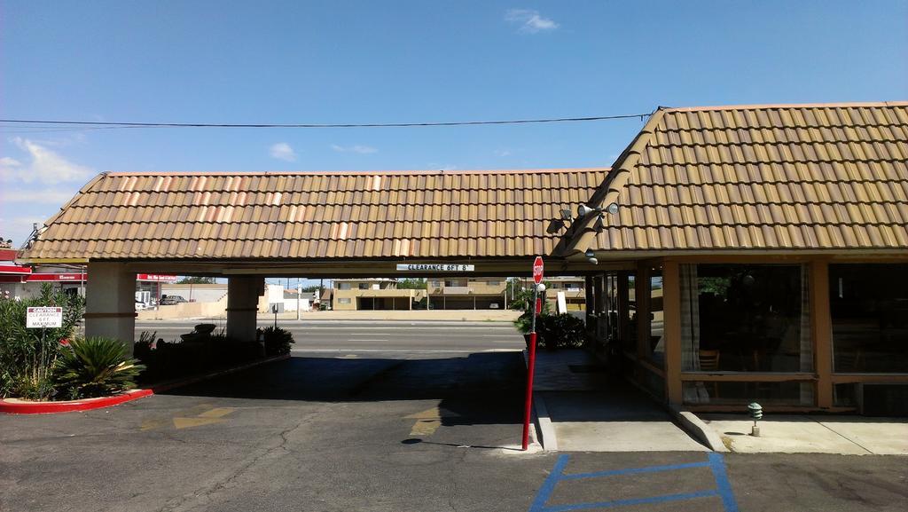 Knights Inn Palmdale Bagian luar foto